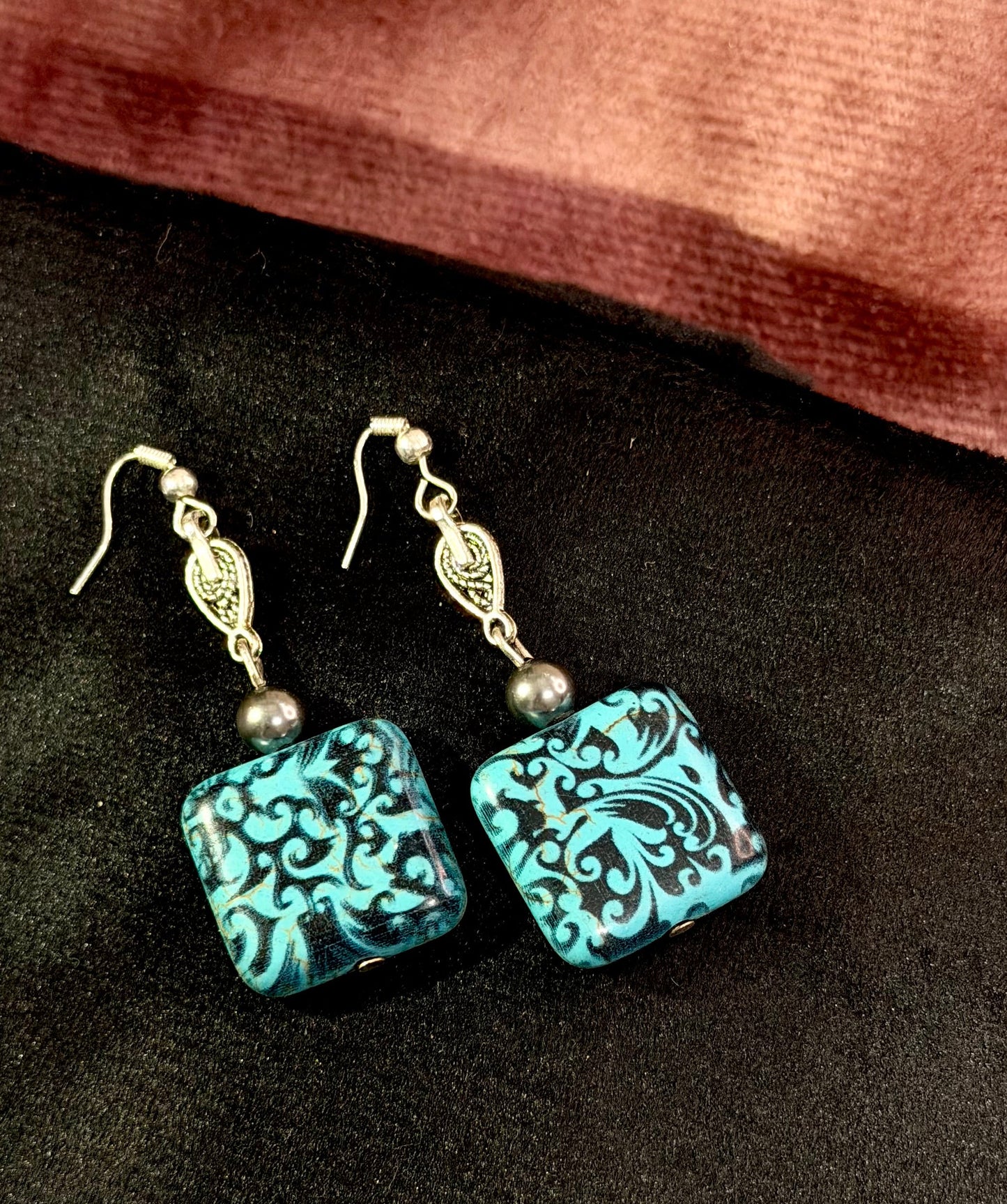 Turquoise Square Drops