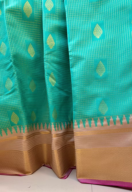 Teal n beige Korvai