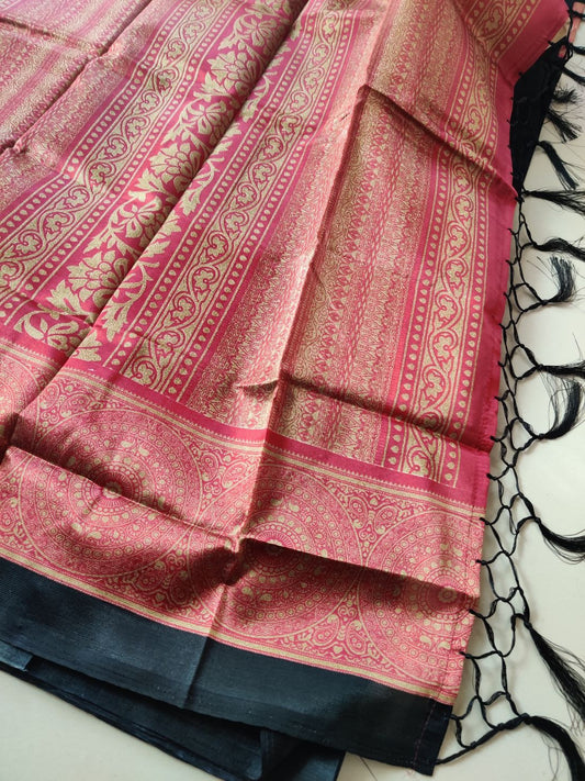 Bright ikkat silk with fully printed pallu