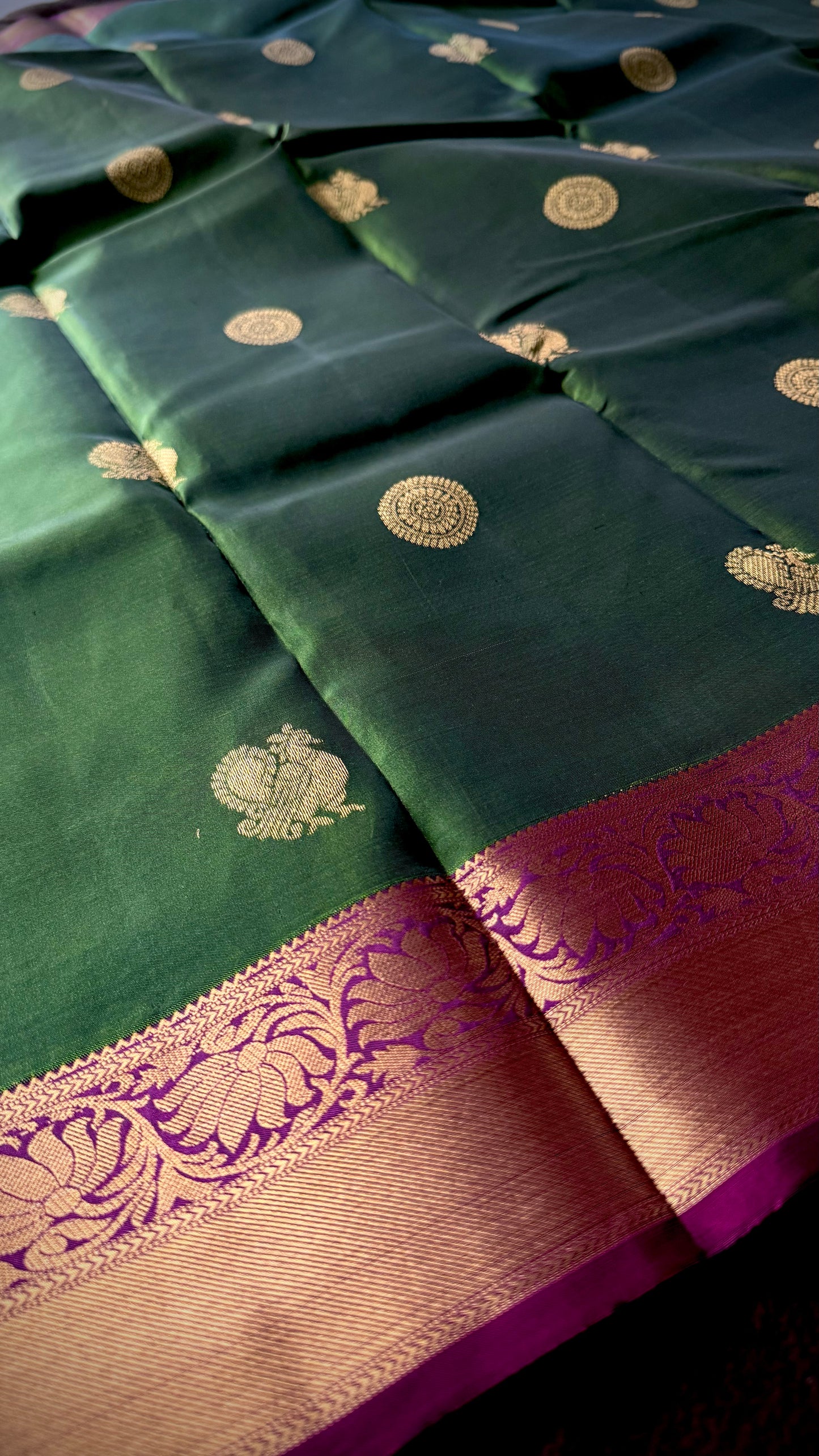 Verdant Elegance - Handwoven Kanjivaram Silk