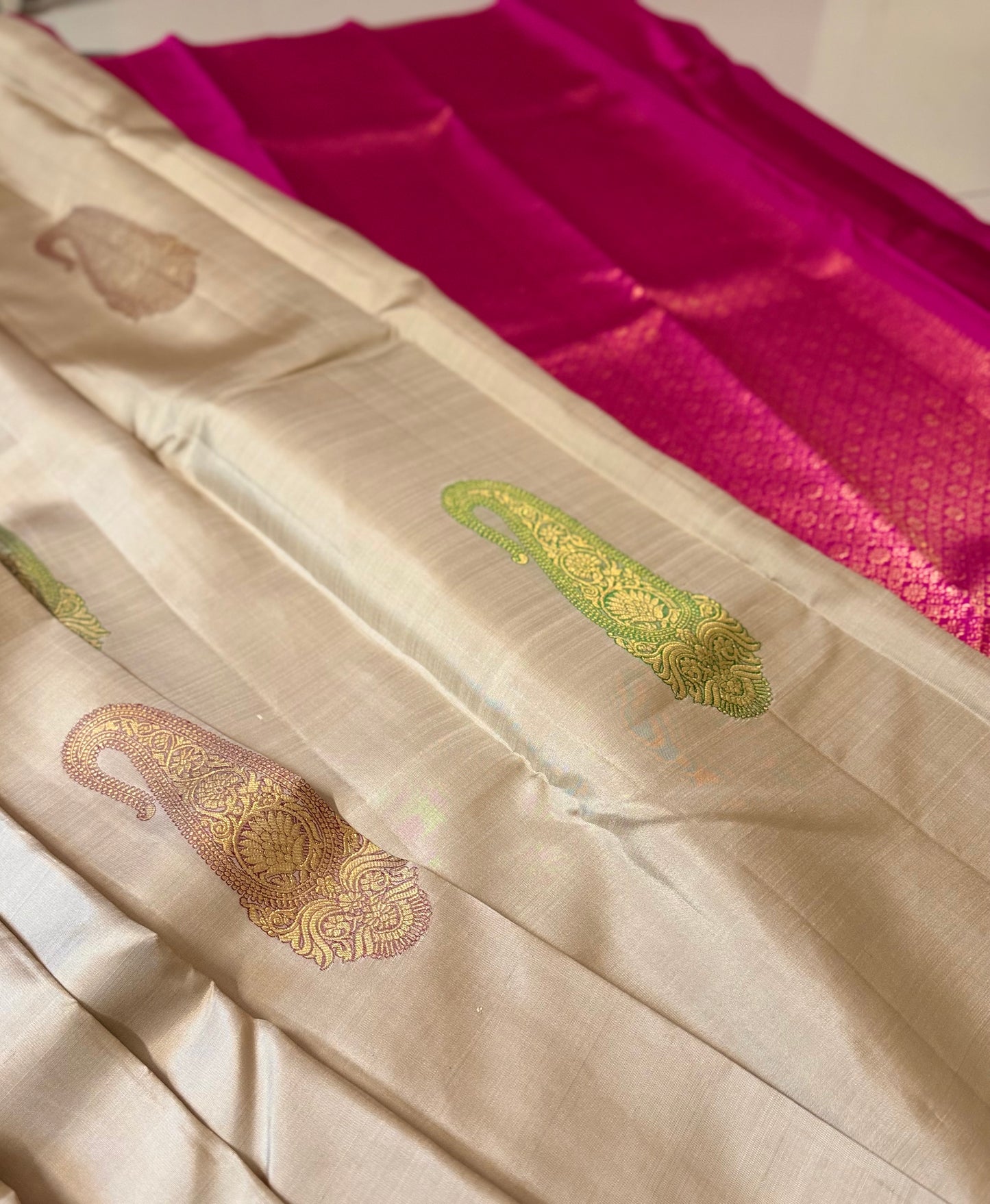 Vintage Heritage Kanjivaram: The Timeless Mango Motif Saree