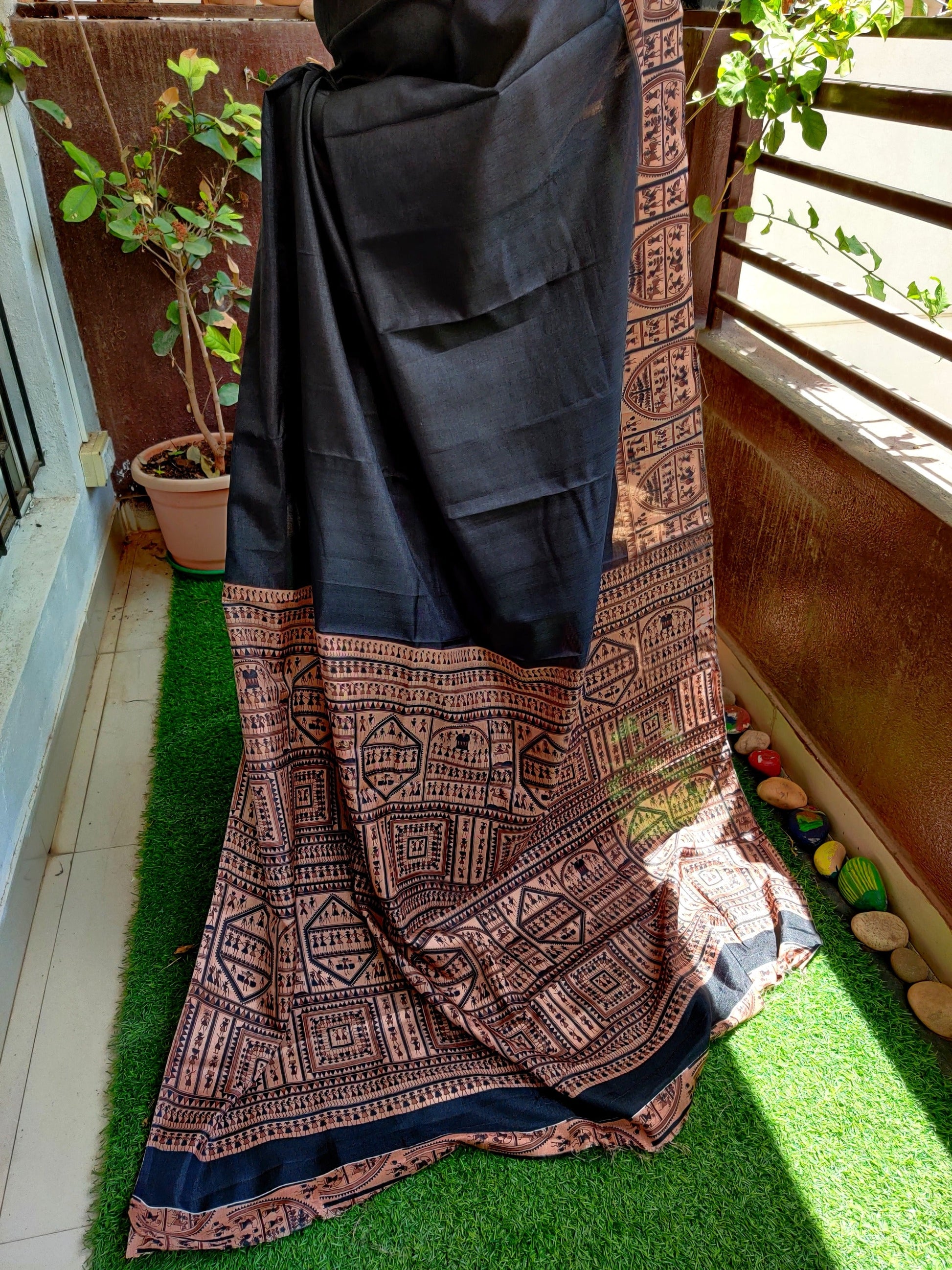 Black & Beige Warli Print