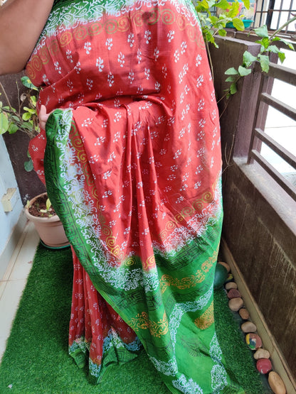 Red-green printed silk