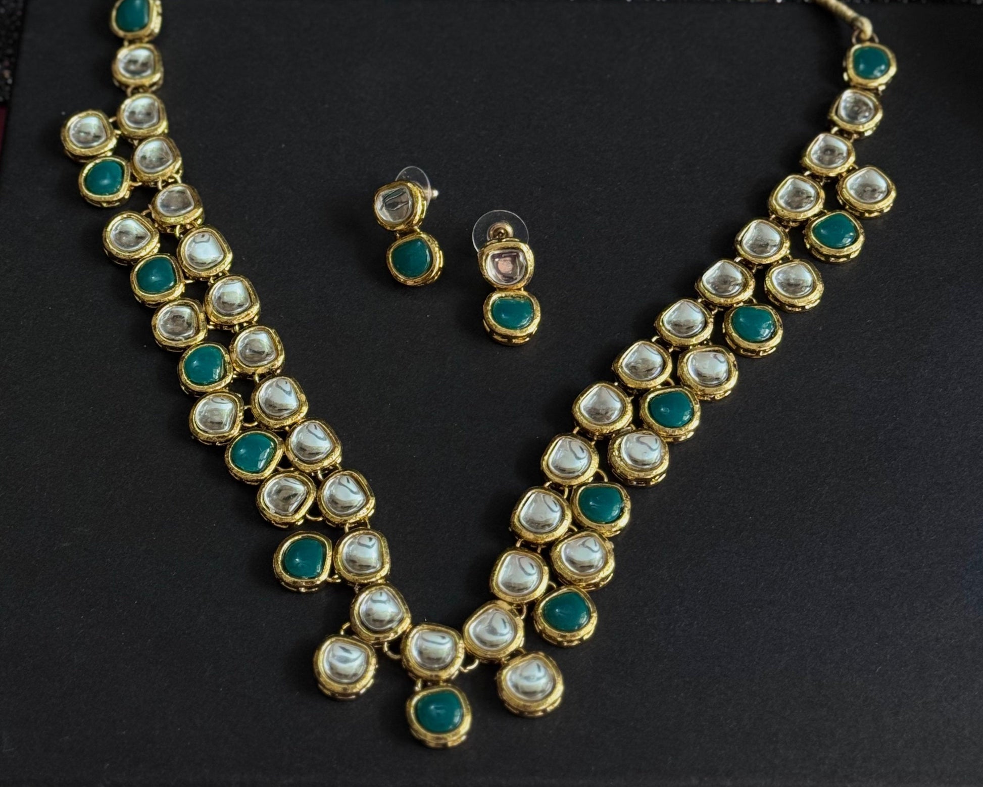 Prerna Jade set