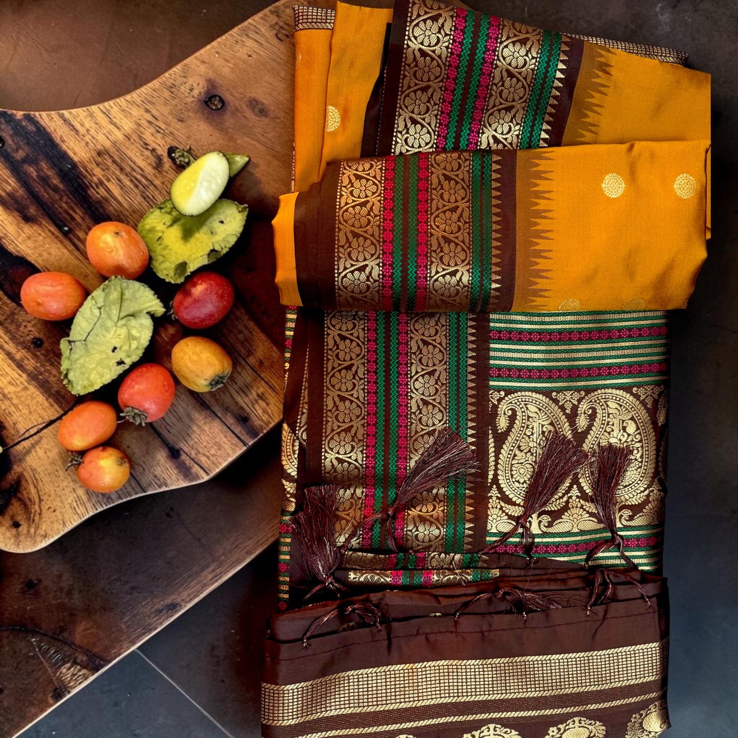 Amber Glow Handloom Soft Silk Saree with Rich Zari Pallu
