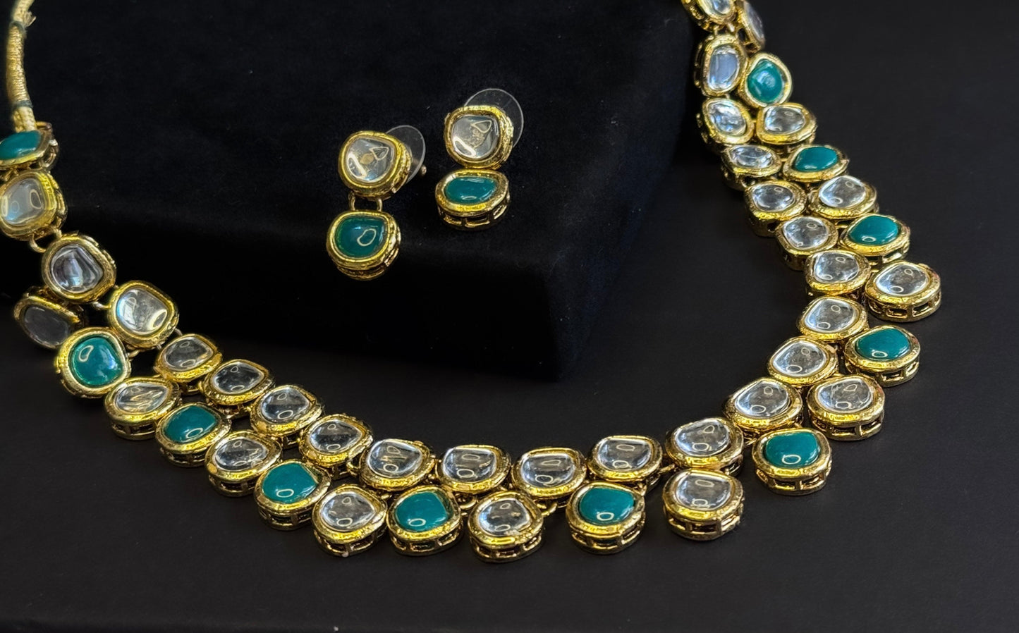 Prerna Jade set