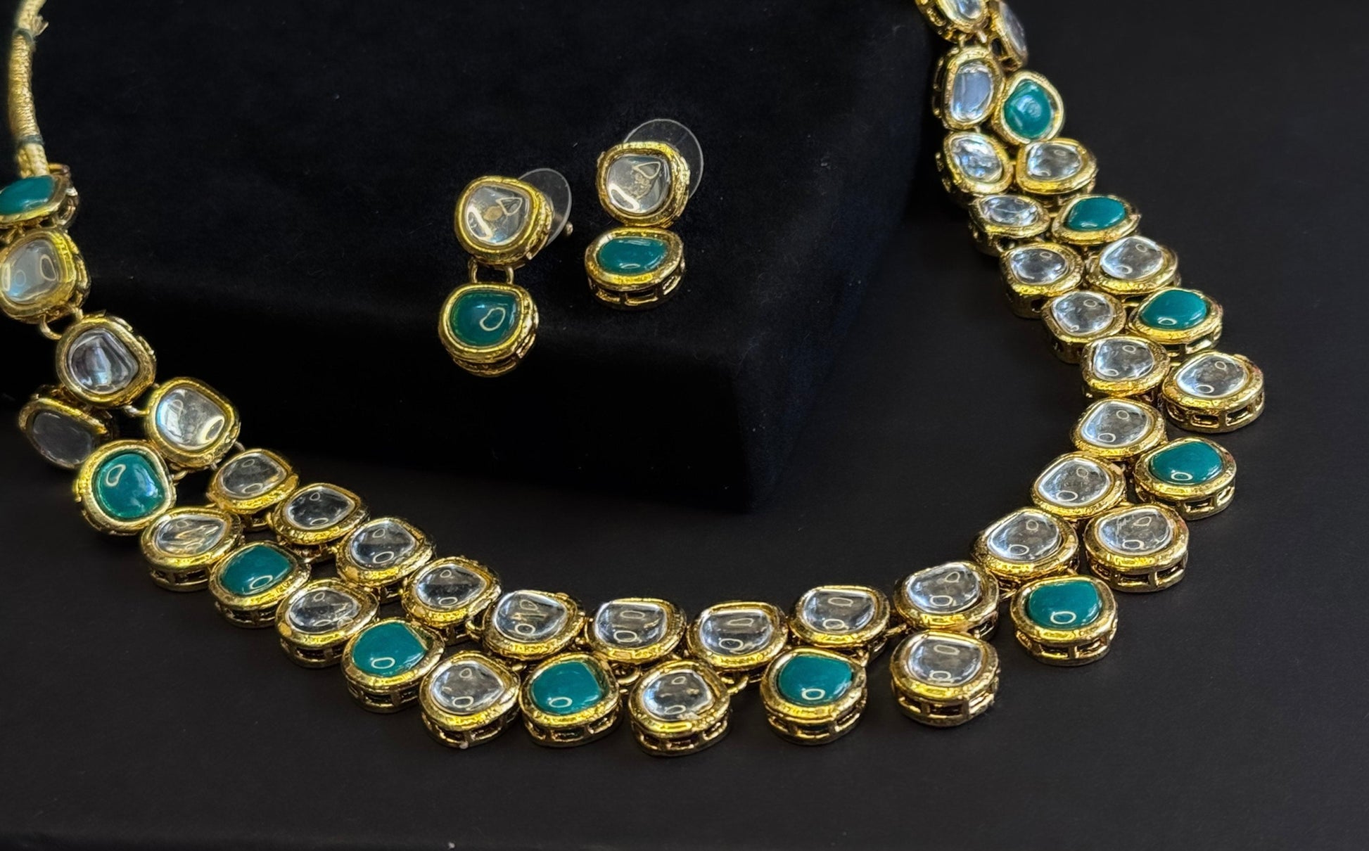 Prerna Jade set