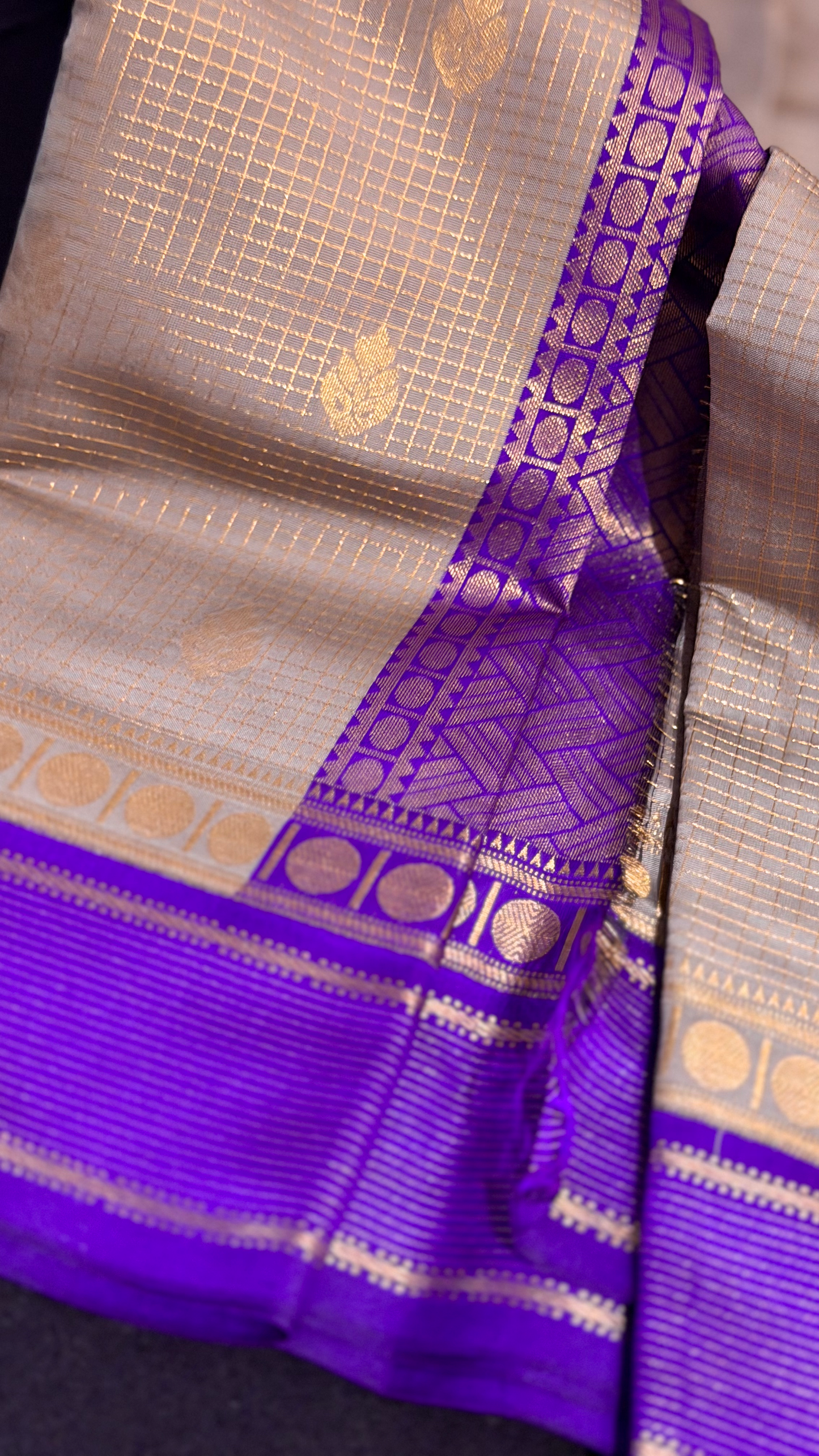 Grey n Purple Korvai