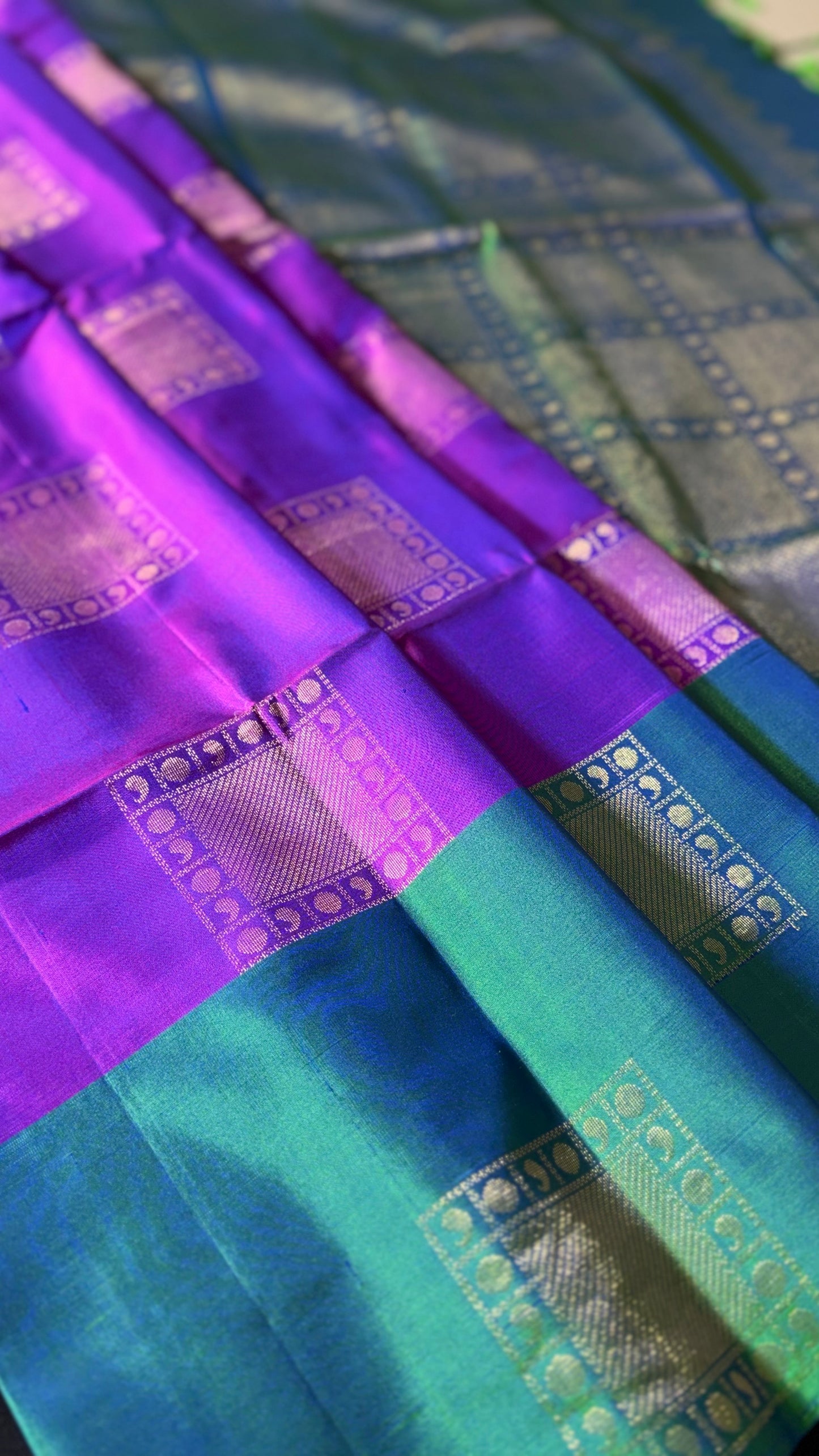 Royal Majenta & Emerald Grid Pure Kanchipuram Silk Saree