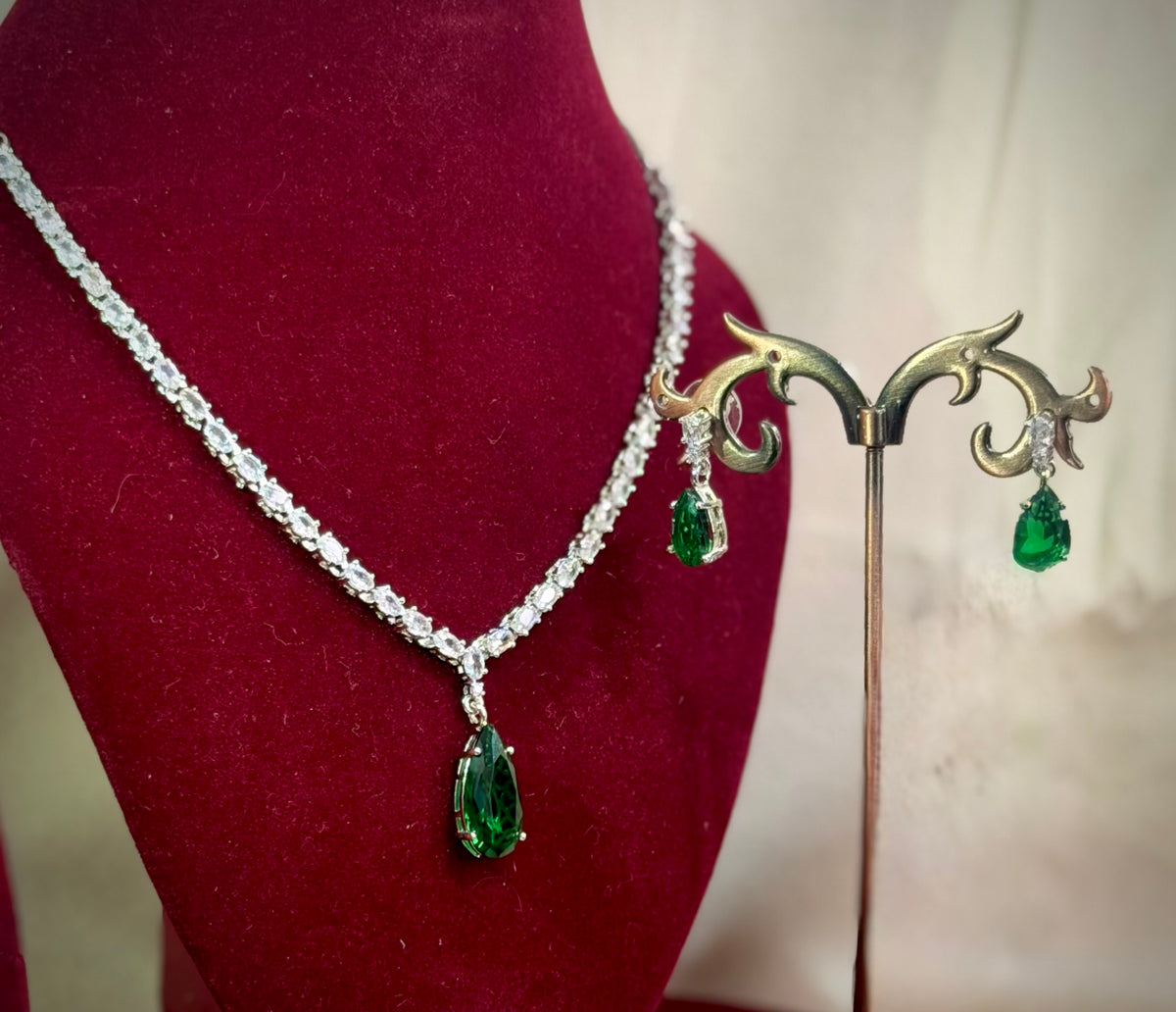 Royal Emerald Drop Necklace Set | Zircon Jewelry