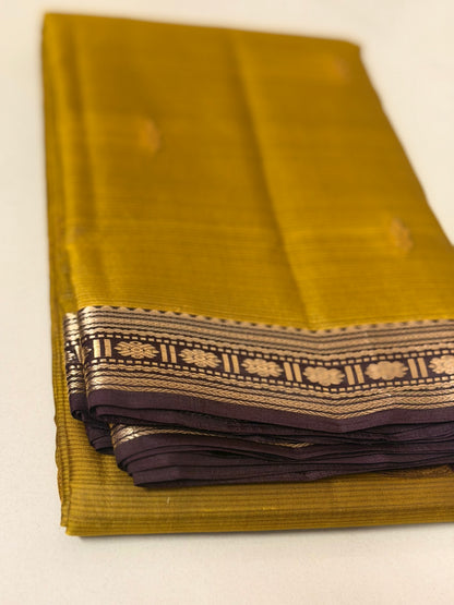 Golden Nectar: Honey Gold & Dark Maroon Kanjivaram Silk
