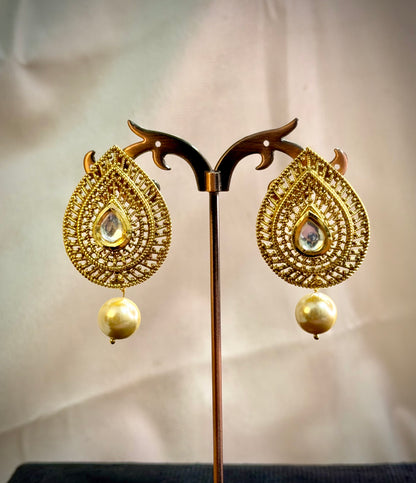 Nirmaya Kundan Earrings