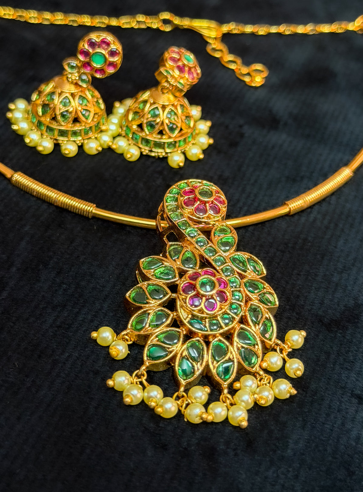 Contemporary Emerald Green & Ruby Gold-Plated Pendant Necklace Set with Jhumkas