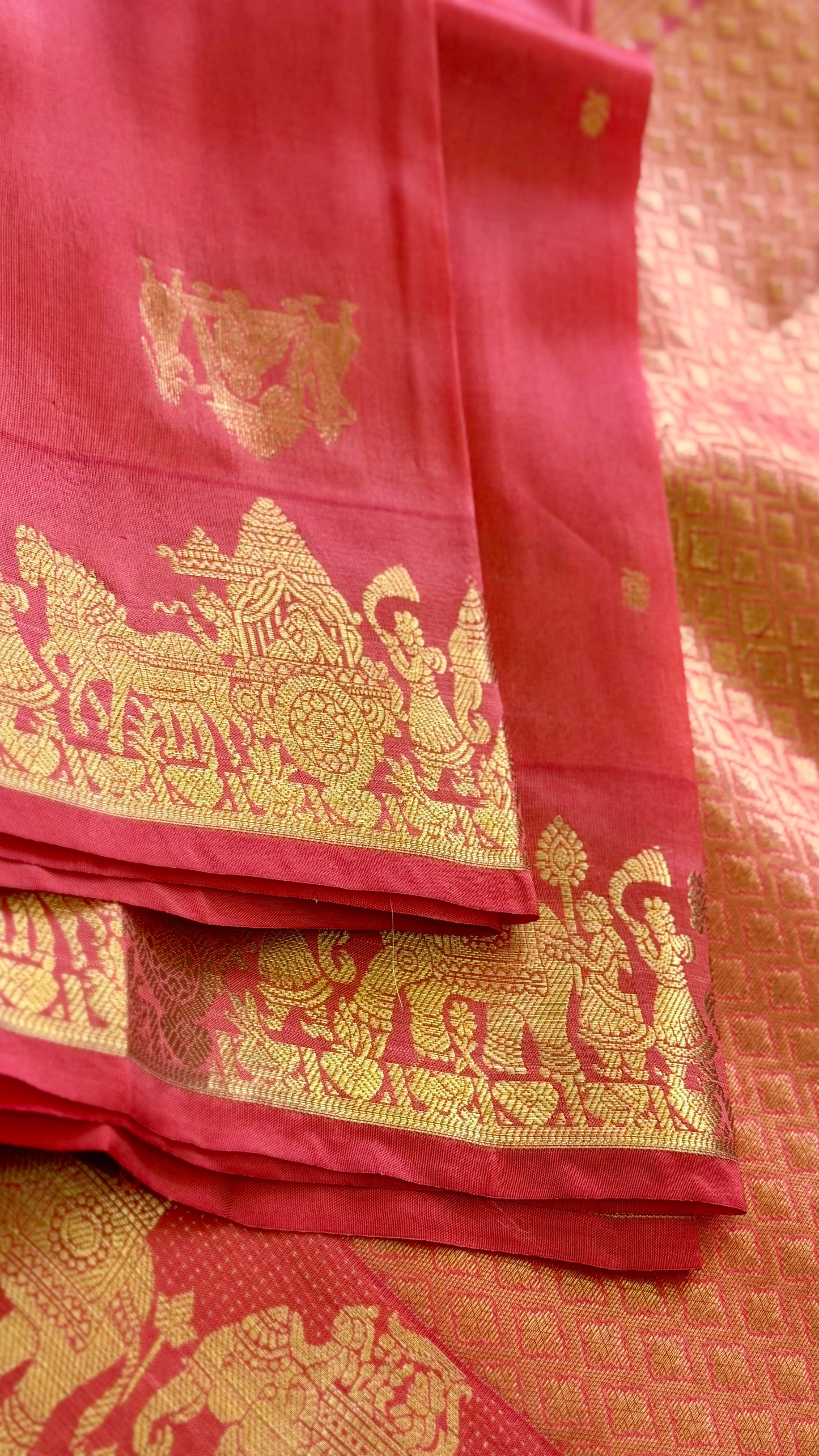 Pure Peach Kanchipuram Silk Saree | Gold Zari Procession Border & Brocade Pallu
