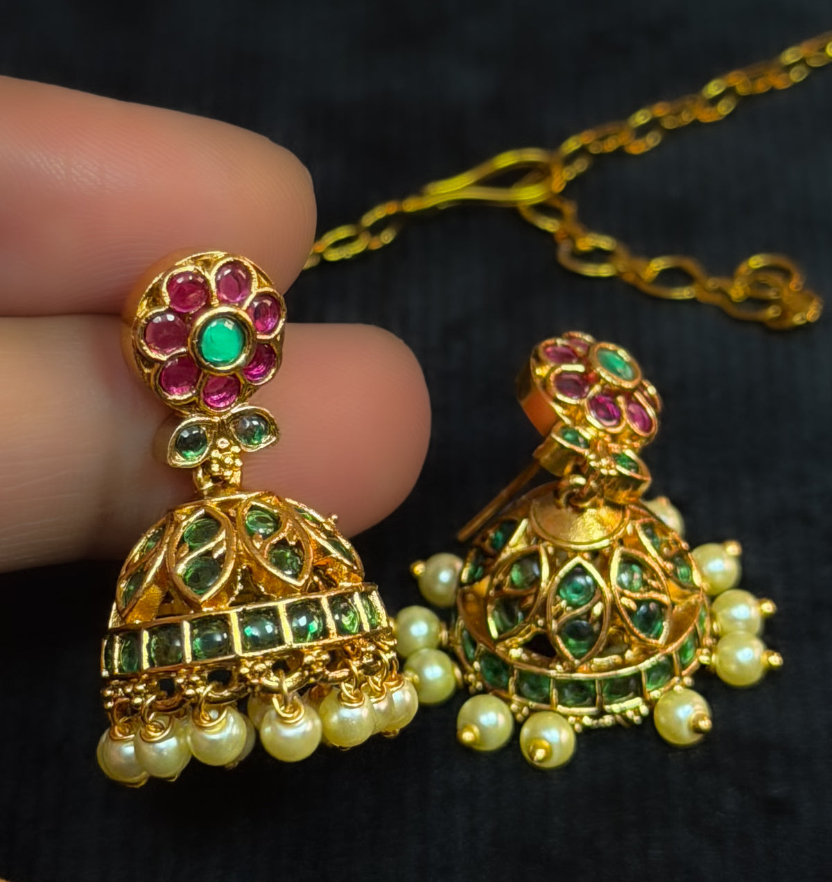 Contemporary Emerald Green & Ruby Gold-Plated Pendant Necklace Set with Jhumkas