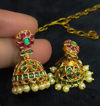 Contemporary Emerald Green & Ruby Gold-Plated Pendant Necklace Set with Jhumkas