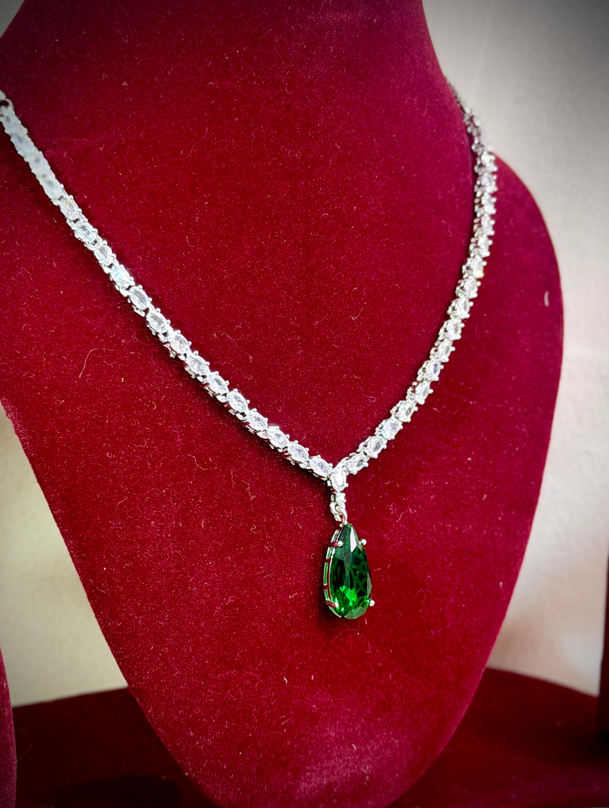 Royal Emerald Drop Necklace Set | Zircon Jewelry
