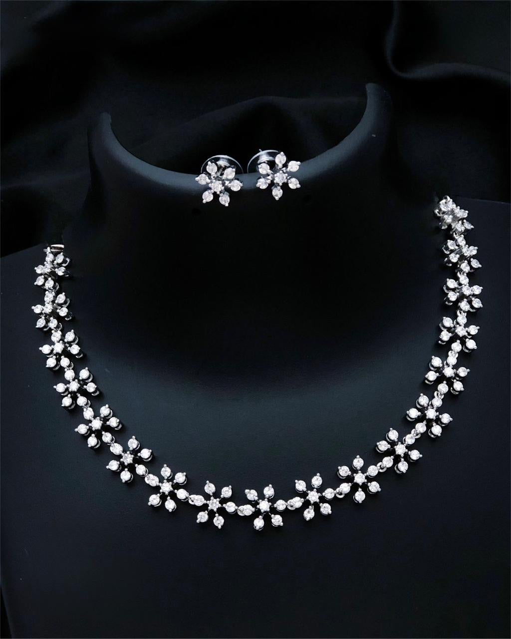 The Eternal Blossom Jewelry Set