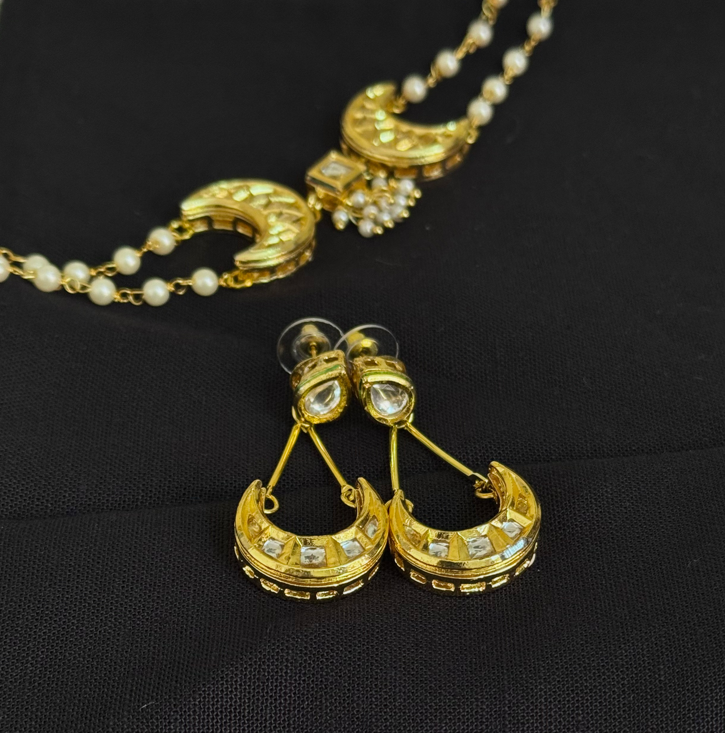 Aradhana kundan choker