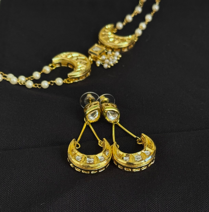 Aradhana kundan choker