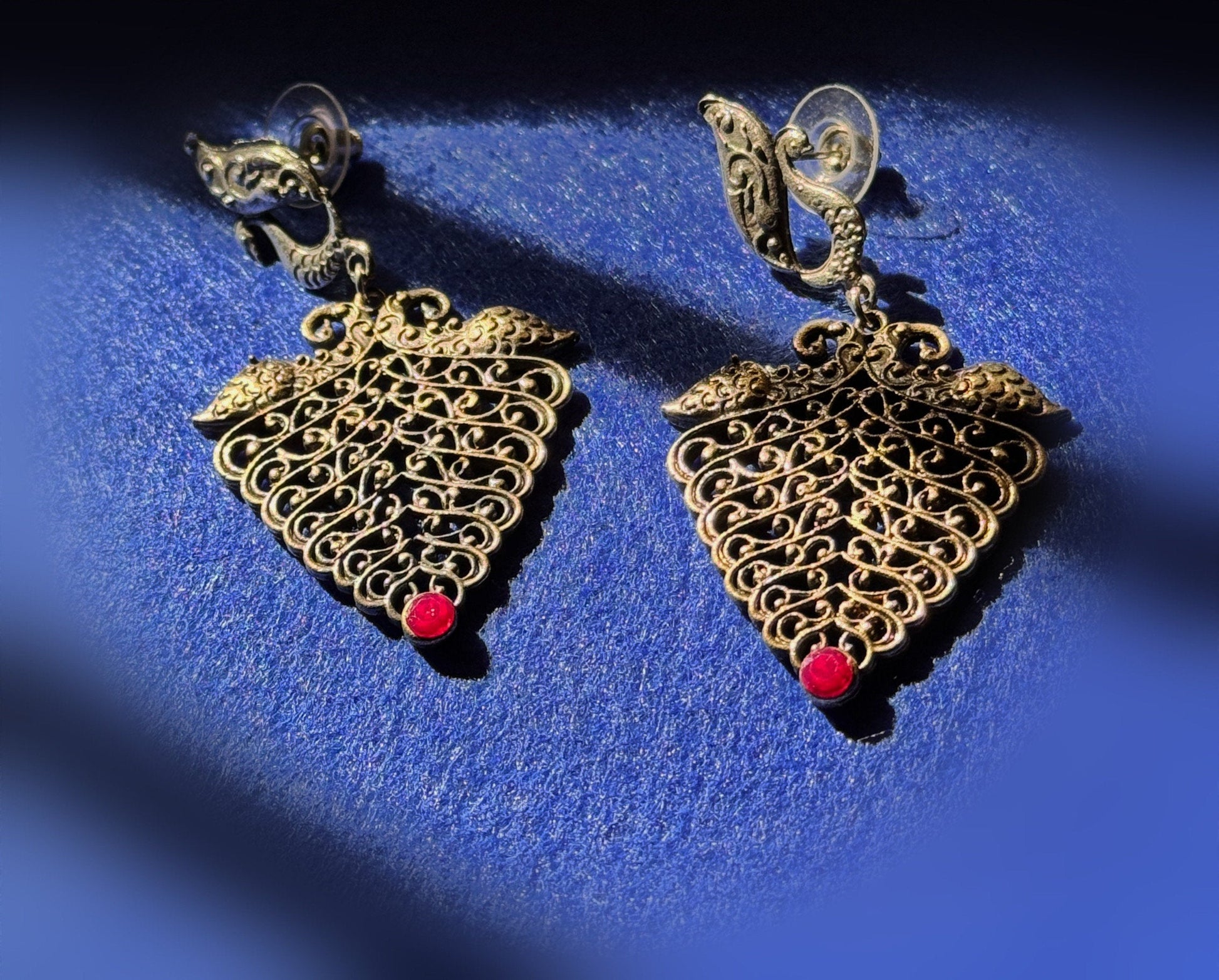 Antique Mayur V earrings