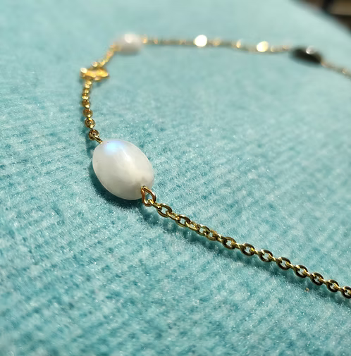 Rainbow moonstone chain