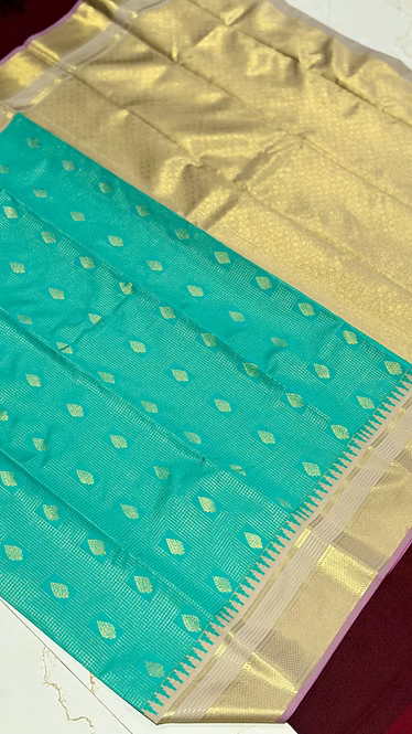Teal n beige Korvai