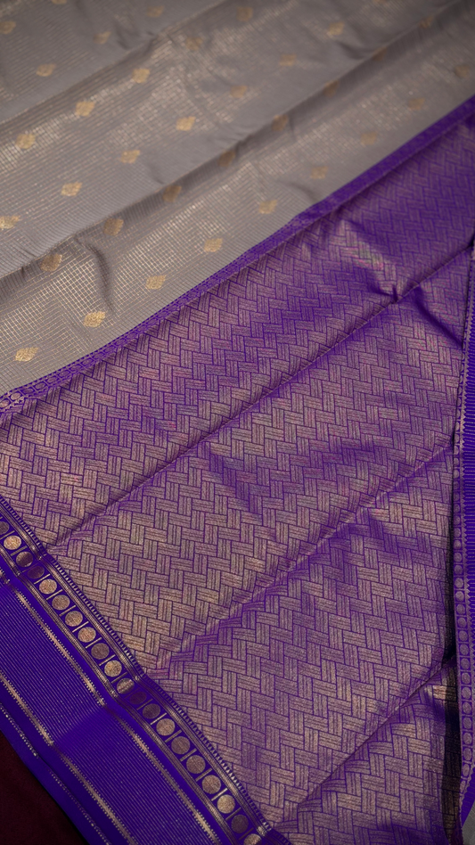 Grey n Purple Korvai