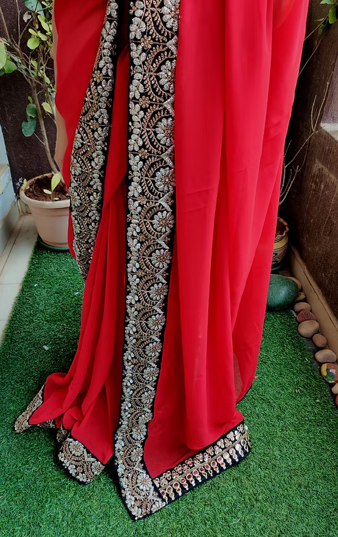 Georgette with grand border