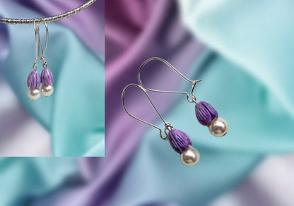 Lavender tulip Earrings
