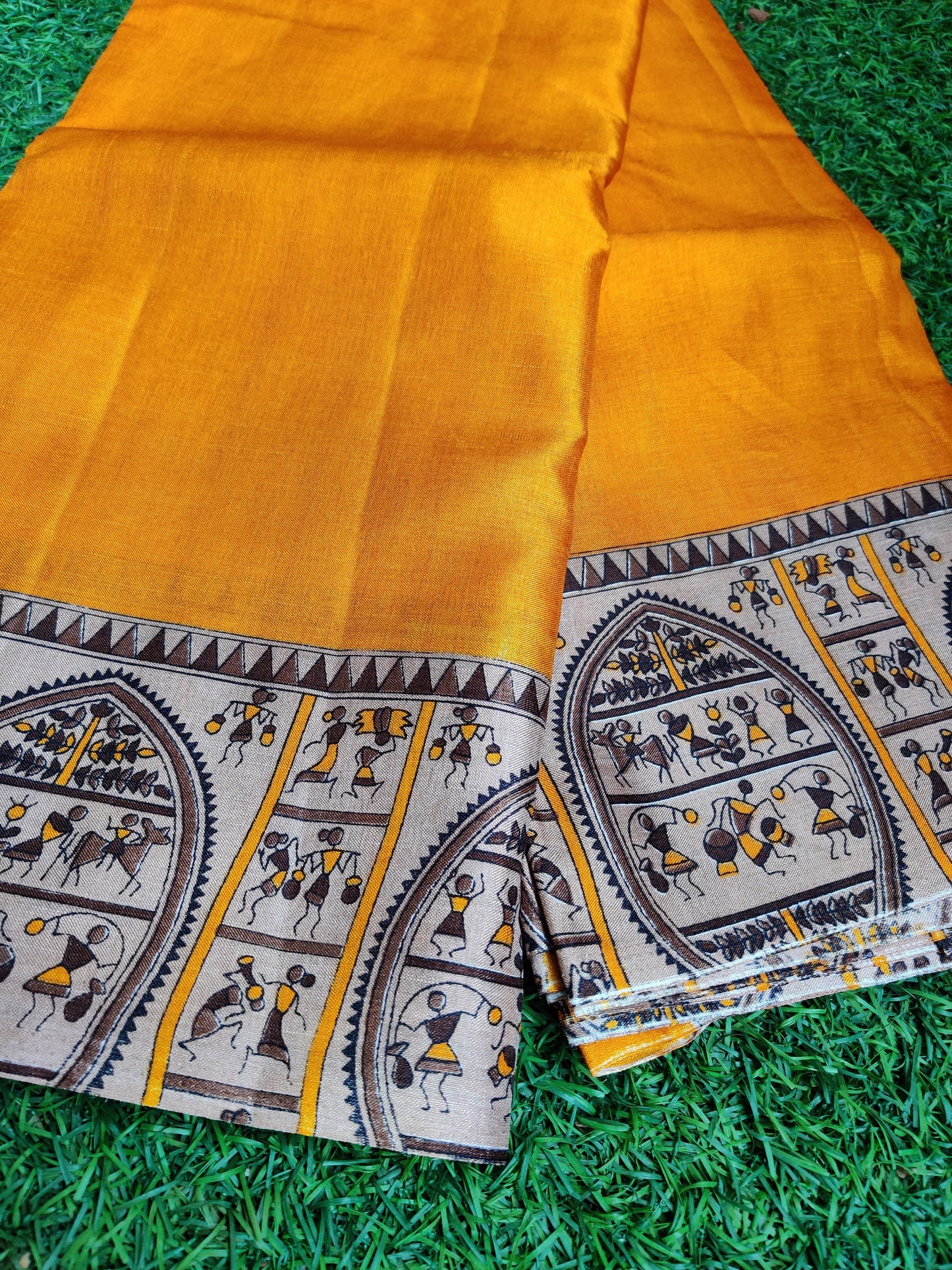 Black & Beige Warli Print