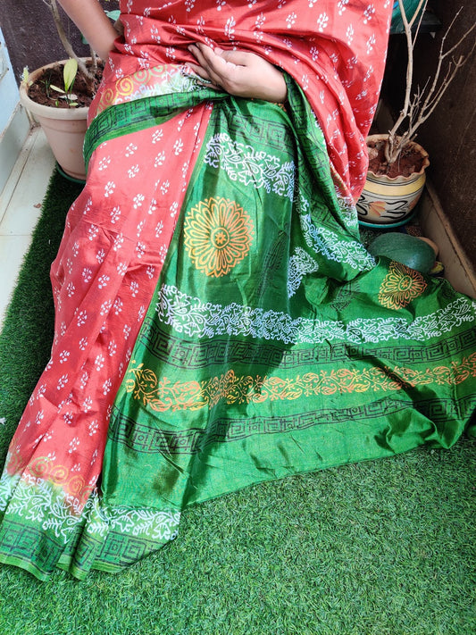 Red-green printed silk