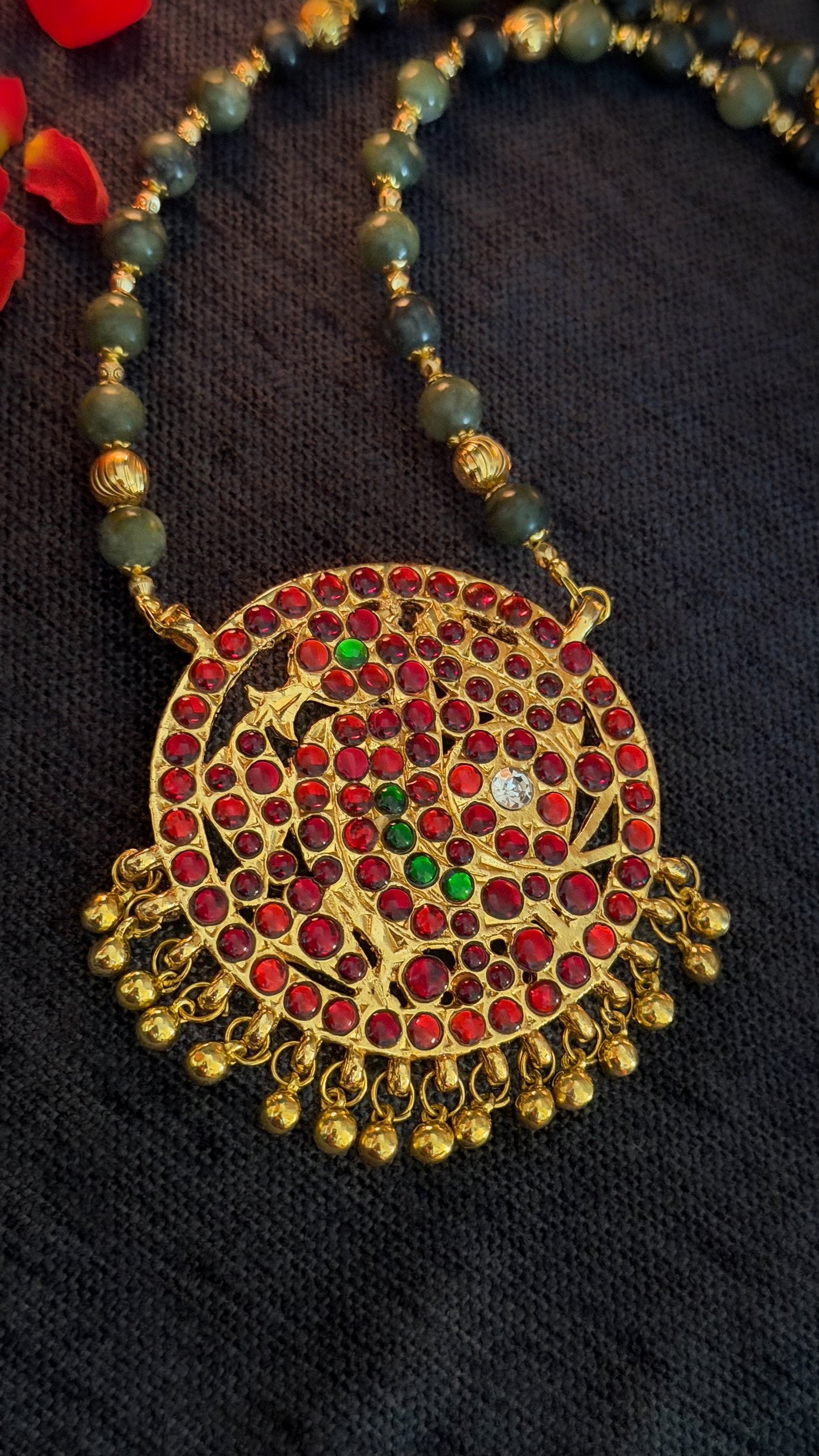 Royal Temple Jewelry Set
