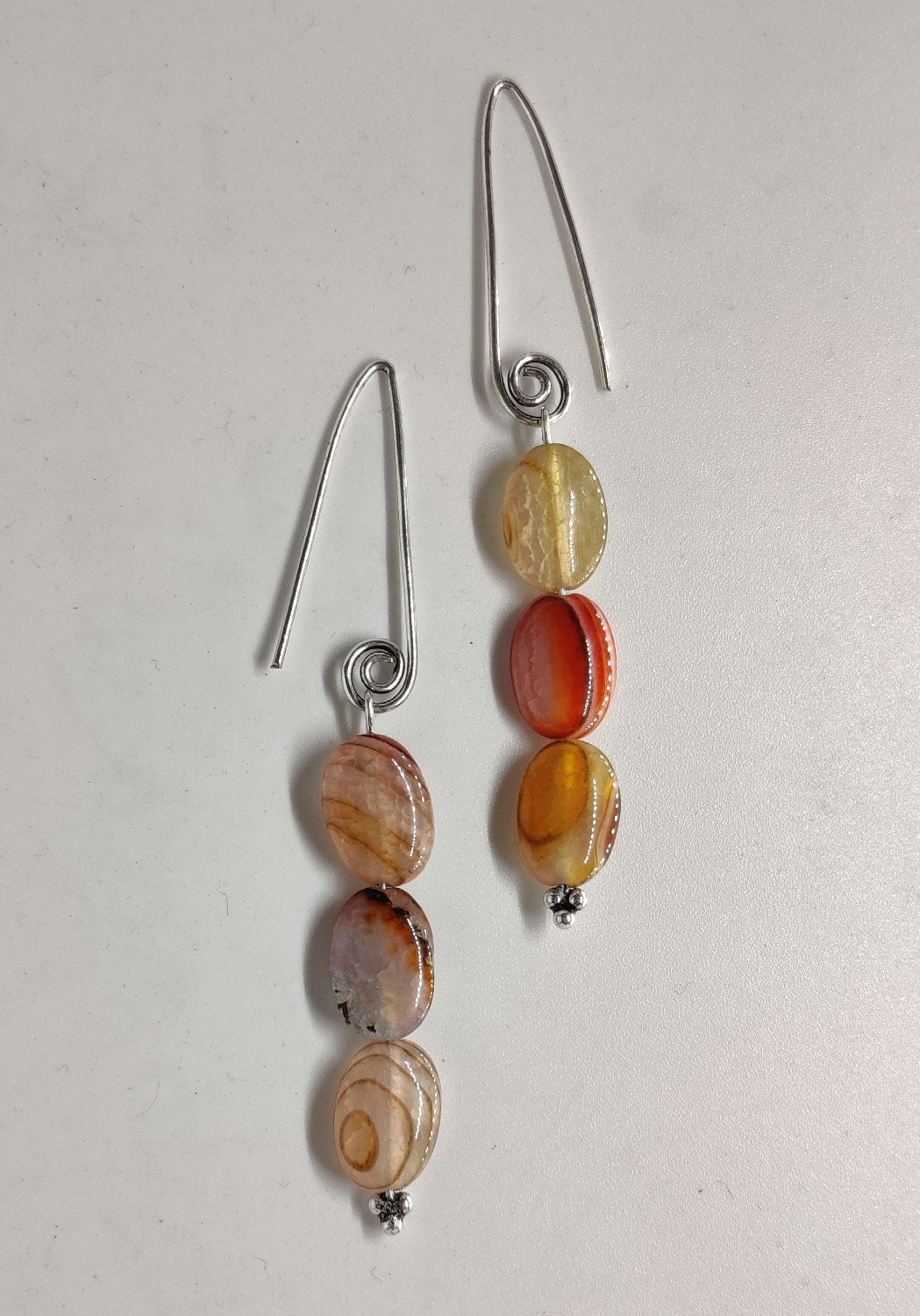 Semiprecious hanging earrings